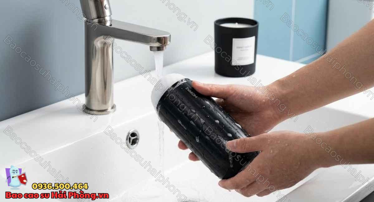 Hướng dẫn vệ sinh âm đạo giả