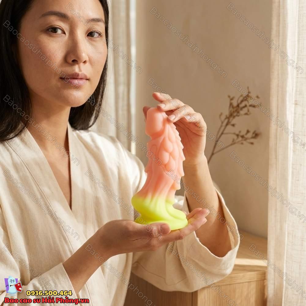 duong-vat-gia-Kirin (8) Dương vật giả gắn tường Kirin